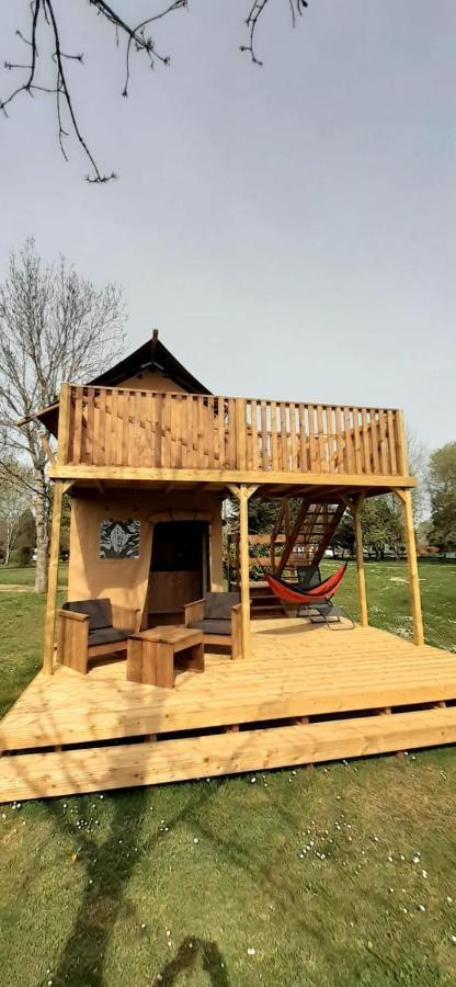 Tente Cabane Du Camping Hautoreille Bannes  Exterior foto